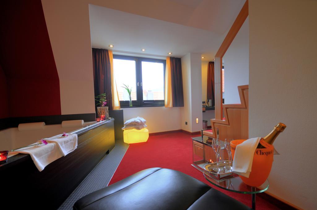 Hotel Antoniushuette Balve Экстерьер фото
