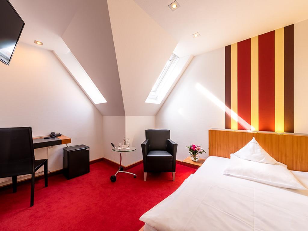 Hotel Antoniushuette Balve Экстерьер фото